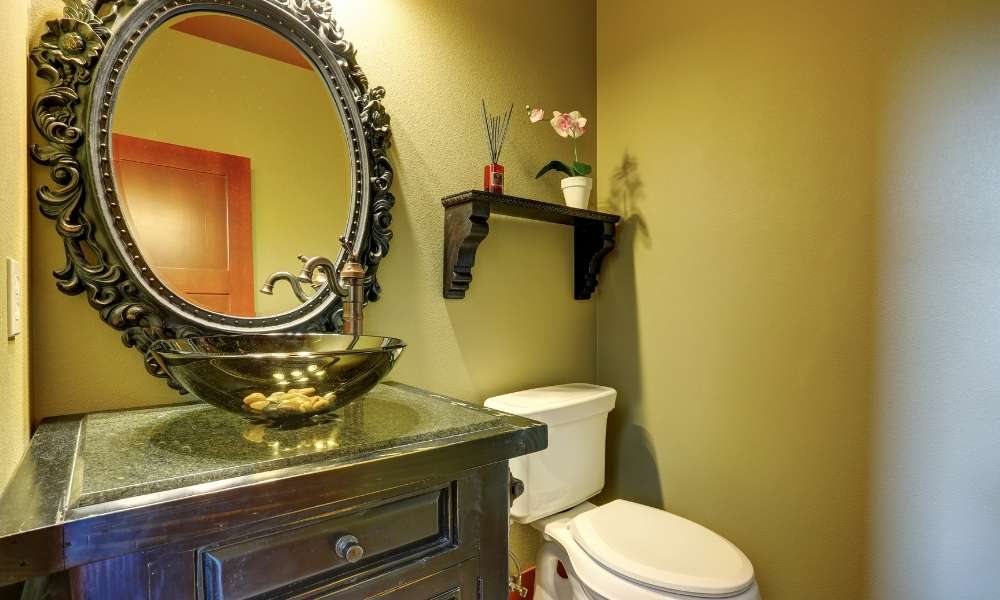 How to decorate a plain bathroom mirror