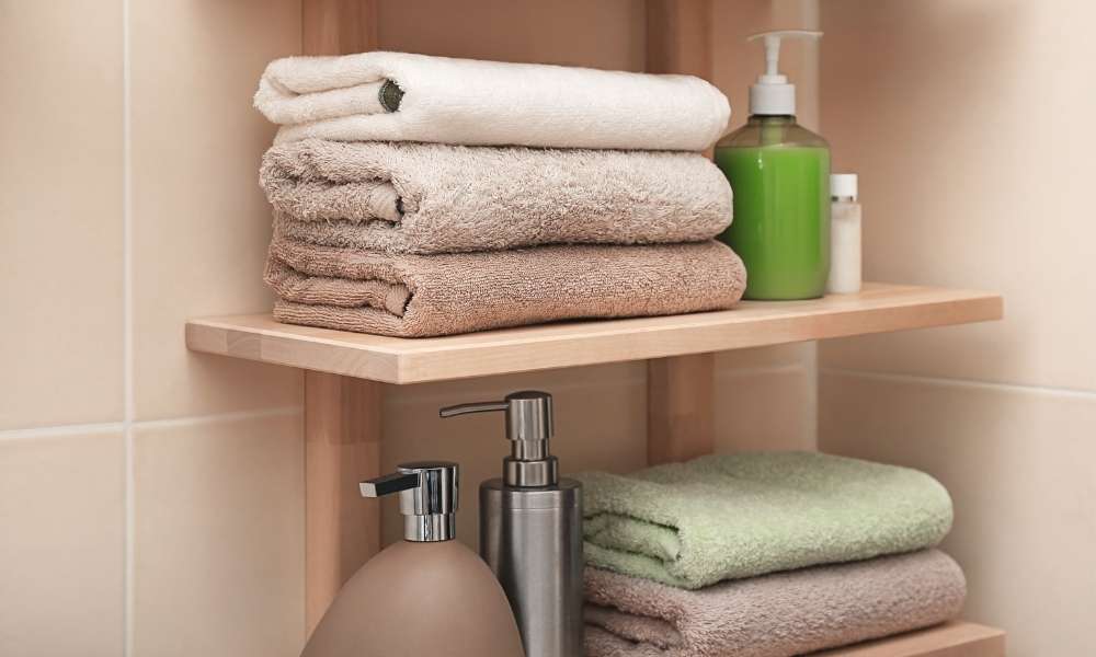 How To Decorate Your Bathroom Shelves