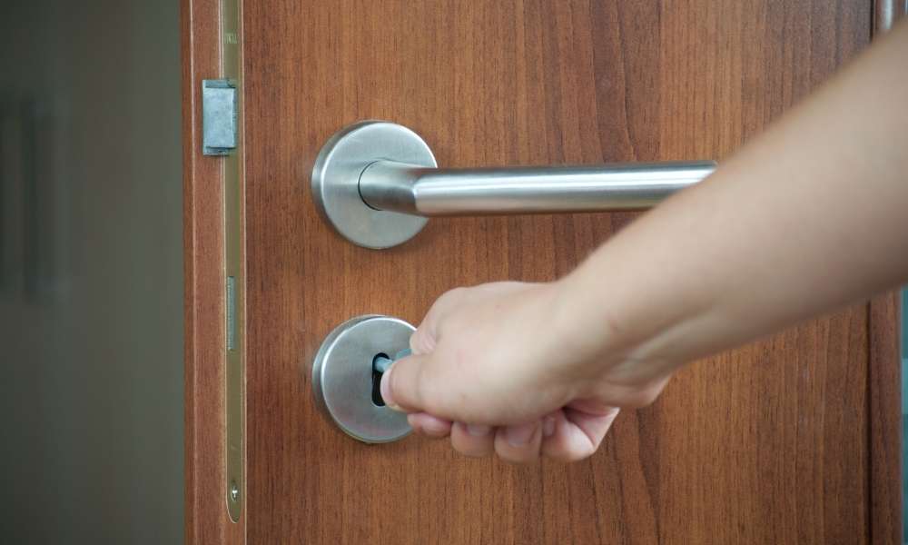 How to Unlock a Bathroom Door With a Twist Lock
